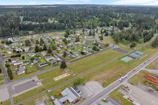 304 Rochester St E, Rainier, WA 98576 - Photo 27