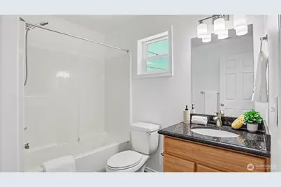 12456 4th Avenue SW, Seattle, WA 98146 - Photo 15