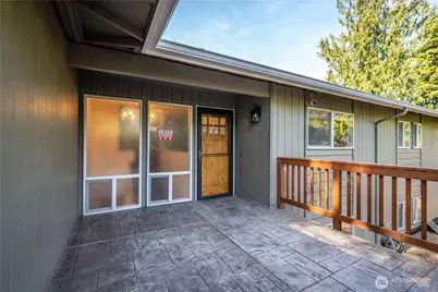 2441 W Lynnwood Drive, Longview, WA 98632 - Photo 3