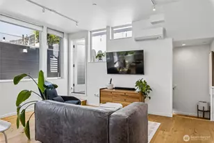 732 Belmont Pl E, Seattle, WA 98102 - Photo 7