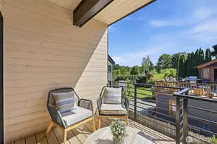 4233 S Bradford St, Seattle, WA 98118 - Photo 15