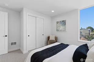 4233 S Bradford St, Seattle, WA 98118 - Photo 29