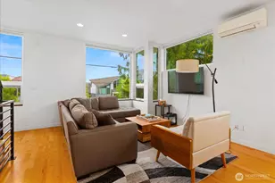4221 Evanston Ave N, Seattle, WA 98103 - Photo 13