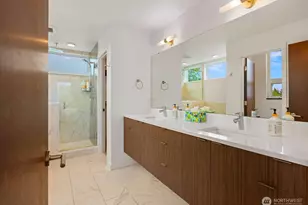 4221 Evanston Ave N, Seattle, WA 98103 - Photo 19