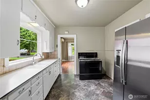 119 N 3rd St, Montesano, WA 98563 - Photo 9