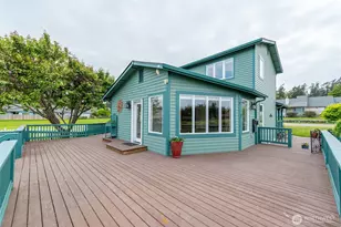 701 NW Krueger St, Coupeville, WA 98239 - Photo 35
