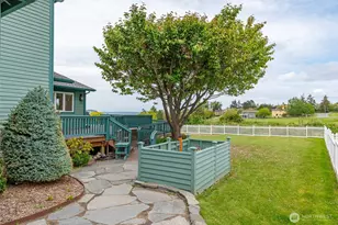 701 NW Krueger St, Coupeville, WA 98239 - Photo 37