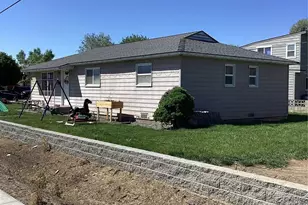 1315 SE 2nd Ave, Quincy, WA 98848 - Photo 1