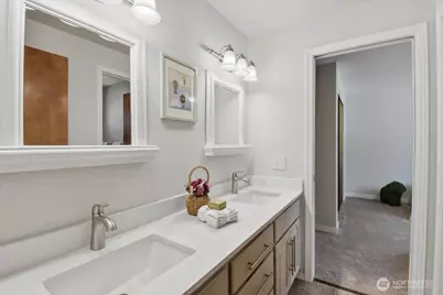 1610 202nd Place SW, Lynnwood, WA 98036 - Photo 25
