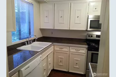 1461 Rainier Court, Fircrest, WA 98466 - Photo 5