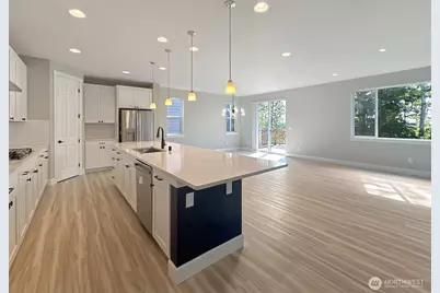 14830 Tyee Drive E, Bonney Lake, WA 98391 - Photo 3