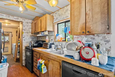 4210 252nd Street Ct E, Spanaway, WA 98387 - Photo 17