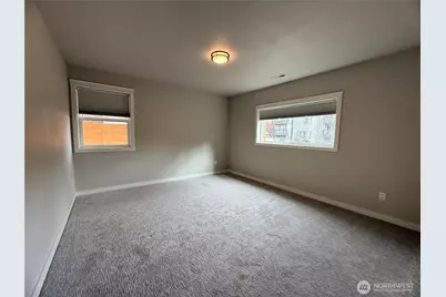 11837 32nd Avenue NE, Seattle, WA 98125 - Photo 7