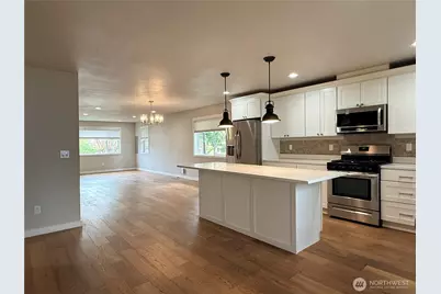 11837 32nd Avenue NE, Seattle, WA 98125 - Photo 5