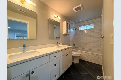 11837 32nd Avenue NE, Seattle, WA 98125 - Photo 13