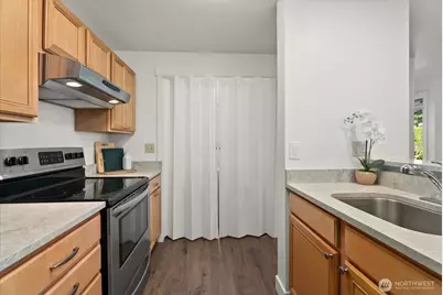520 S 323rd Place #12-E, Federal Way, WA 98003 - Photo 11