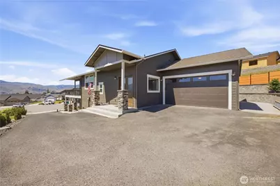 827 Madeleine Court, East Wenatchee, WA 98802 - Photo 1