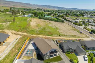 827 Madeleine Ct, East Wenatchee, WA 98802 - Photo 35