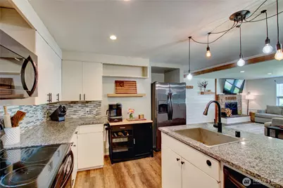 348 NE Harvest Drive, Oak Harbor, WA 98277 - Photo 5