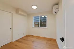 2731 NE 87th St, Seattle, WA 98115 - Photo 5