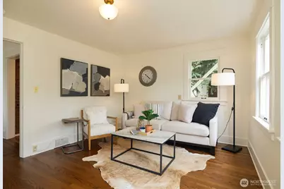 806 15th Avenue E, Seattle, WA 98112 - Photo 17