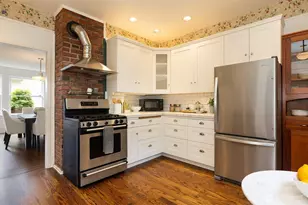 806 15th Ave E, Seattle, WA 98112 - Photo 13