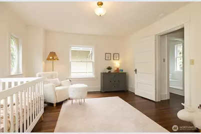806 15th Avenue E, Seattle, WA 98112 - Photo 25