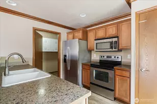 1441 NW 5th Ave, Oak Harbor, WA 98277 - Photo 5