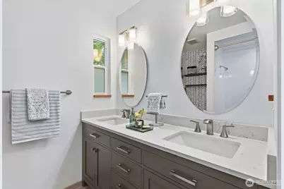 22408 NE 46th Street, Redmond, WA 98053 - Photo 29