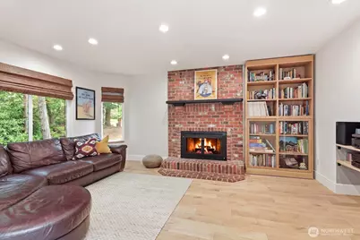 22408 NE 46th Street, Redmond, WA 98053 - Photo 21