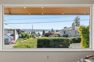 2702 E 16th St, Bremerton, WA 98310 - Photo 7