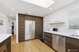 2702 E 16th St, Bremerton, WA 98310 - Photo 23