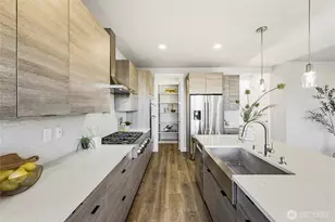 13006 135th Pl NE, Kirkland, WA 98034 - Photo 11
