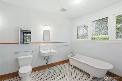 802 16th Avenue, Seattle, WA 98122 - Photo 29
