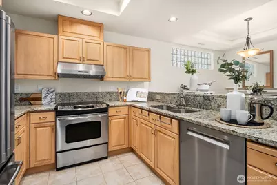 702 Kirkland Way #4, Kirkland, WA 98033 - Photo 11