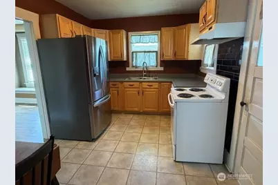 6722 S J Street, Tacoma, WA 98408 - Photo 9