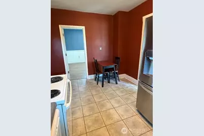 6722 S J Street, Tacoma, WA 98408 - Photo 11