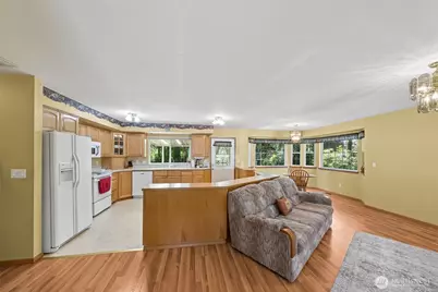17221 31st Avenue Ct E, Tacoma, WA 98446 - Photo 3