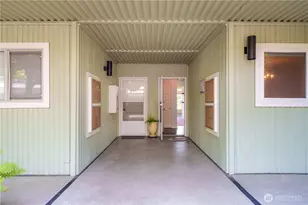 1020 5th Ave S, Edmonds, WA 98020 - Photo 3