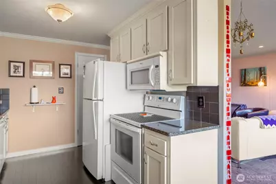 1020 5th Avenue S #7, Edmonds, WA 98020 - Photo 11