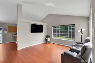 3909 212th St Ct E, Spanaway, WA 98387 - Photo 3