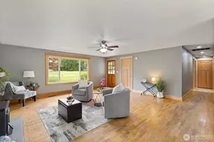 32022 Gamble Way NE, Poulsbo, WA 98370 - Photo 7