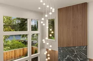 15625 SE 9th St, Bellevue, WA 98008 - Photo 35
