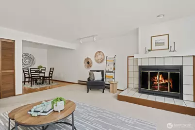 12027 15th Avenue NE #305, Seattle, WA 98125 - Photo 5