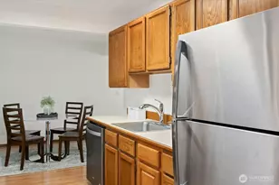 12027 15th Ave NE, Seattle, WA 98125 - Photo 3