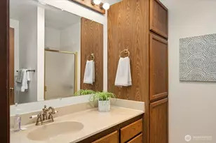 12027 15th Ave NE, Seattle, WA 98125 - Photo 15