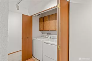 12027 15th Ave NE, Seattle, WA 98125 - Photo 19