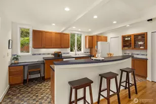 3815 NE 60th St, Seattle, WA 98115 - Photo 11