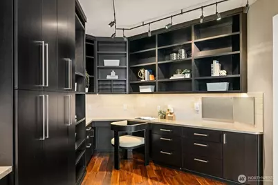 177 107th Avenue NE #1706, Bellevue, WA 98004 - Photo 13