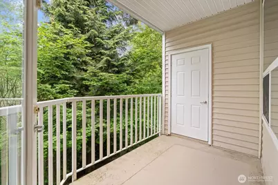 12530 Admiralty Way #K204, Everett, WA 98204 - Photo 9